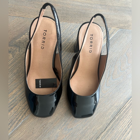 Torrid Black Patent Leather Slingback Square-Toed Block Heel NWT - Picture 3 of 8